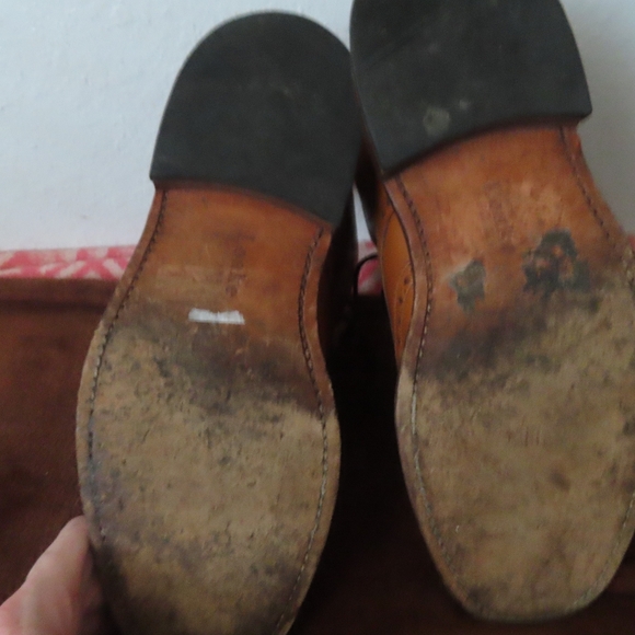 Loake 1880 BURFORD Wingtip Brogue Brown Leather Boots Size UK 8 US 9 - Picture 8 of 8